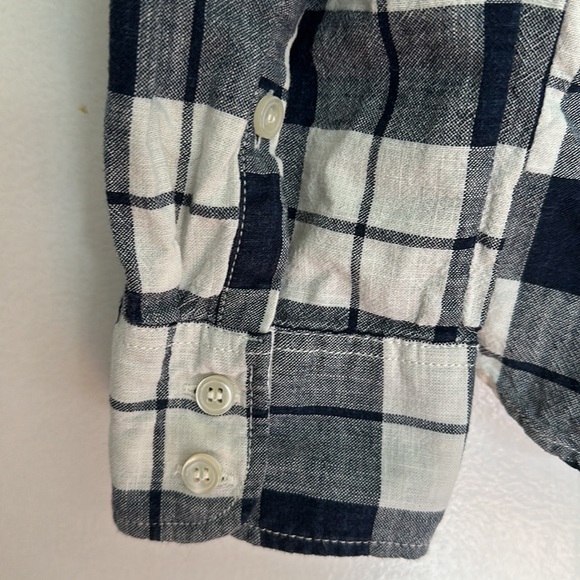 EUC J. Crew popover top - Picture 4 of 4